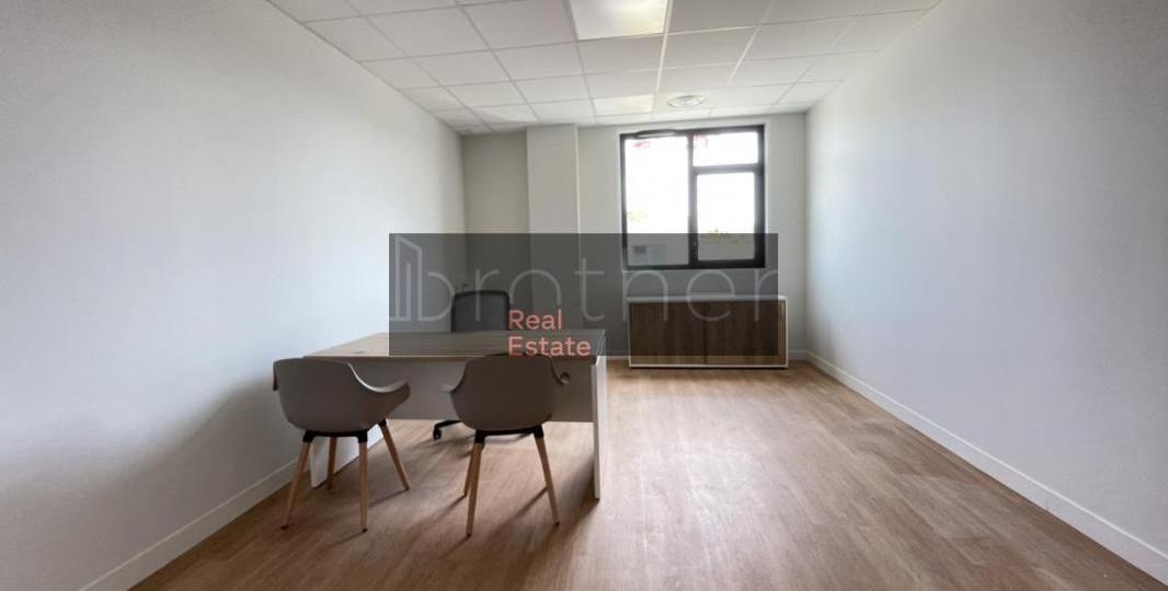 A louer Bureaux 1710m2 Bruges Lac - bruges