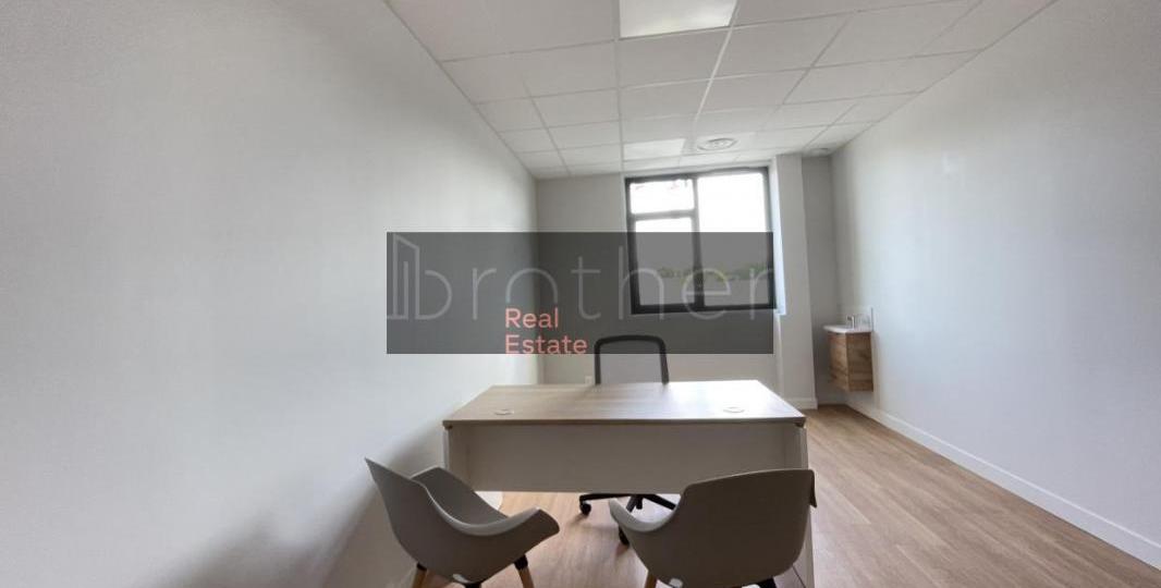 A louer Bureaux 1710m2 Bruges Lac - bruges